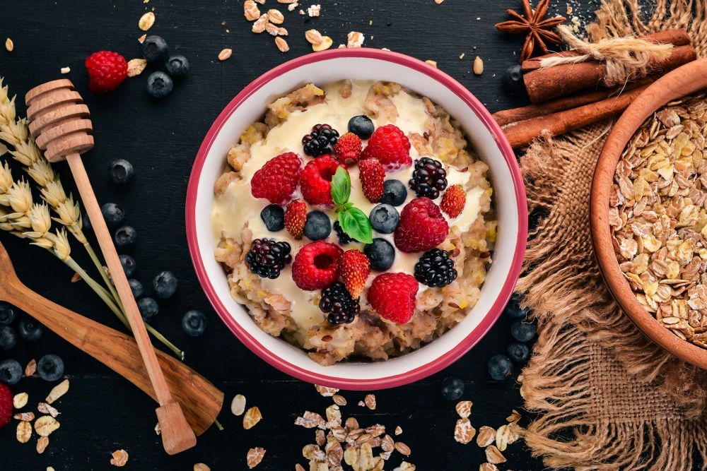 How Eating Oatmeal Daily Affects Your Body