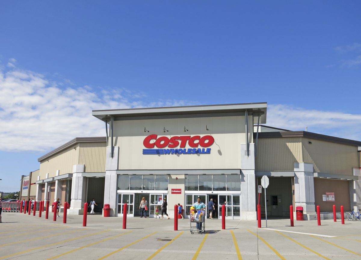 Top 15 Foods Recommended by Dietitians to Purchase at Costco