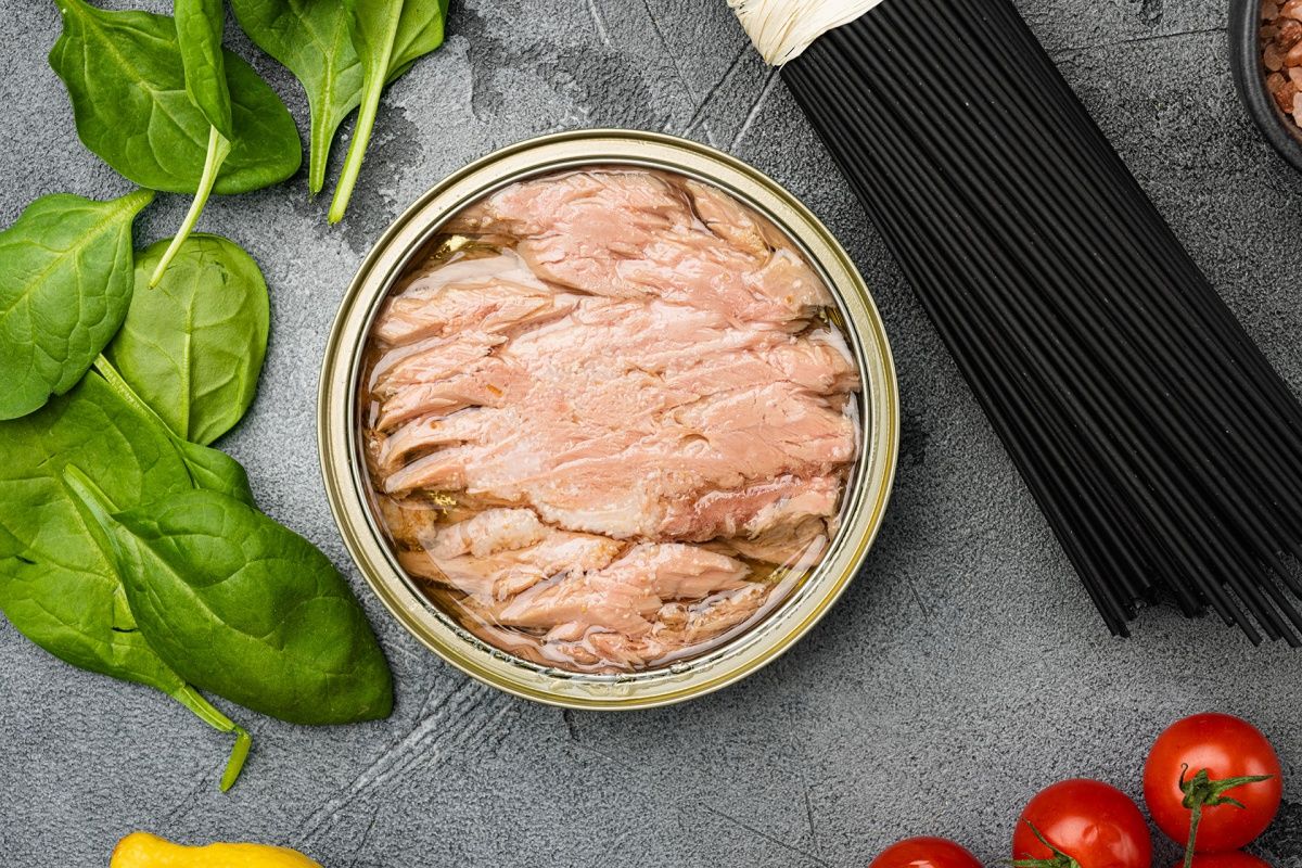 4 Potential Side Effects of Eating Tuna