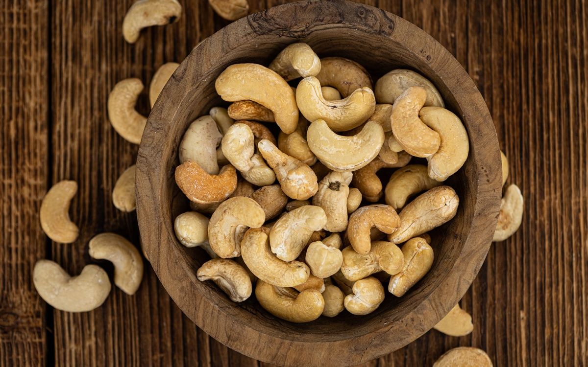 5 Proven Health Benefits of Adding Cashews to Your Diet