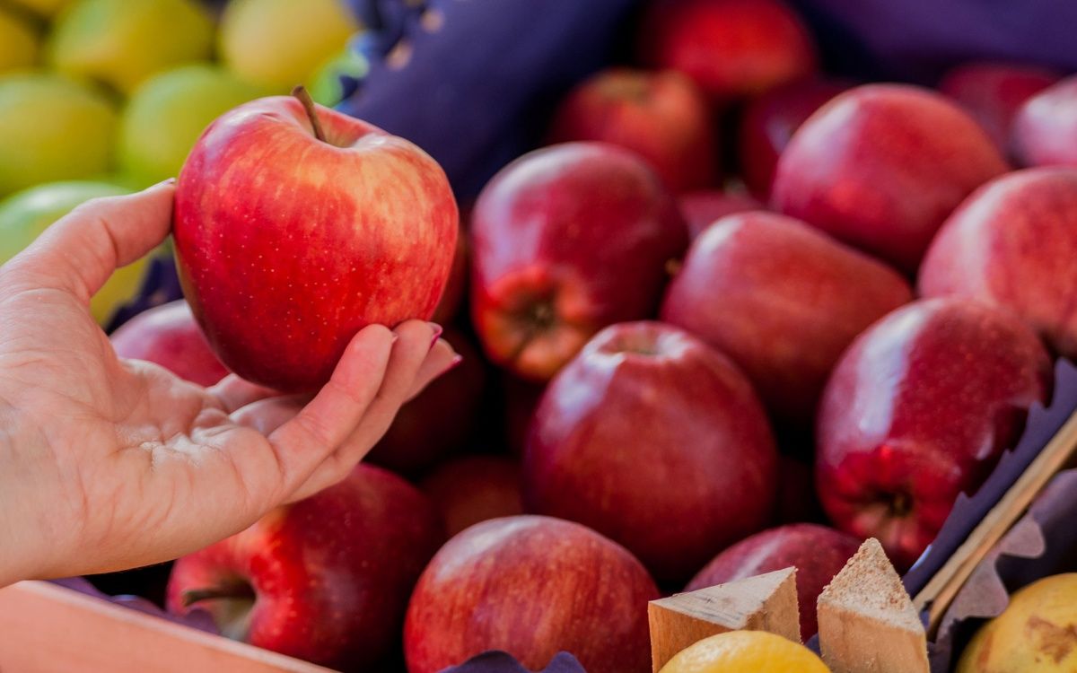 Here’s Why You Should Eat More Apples