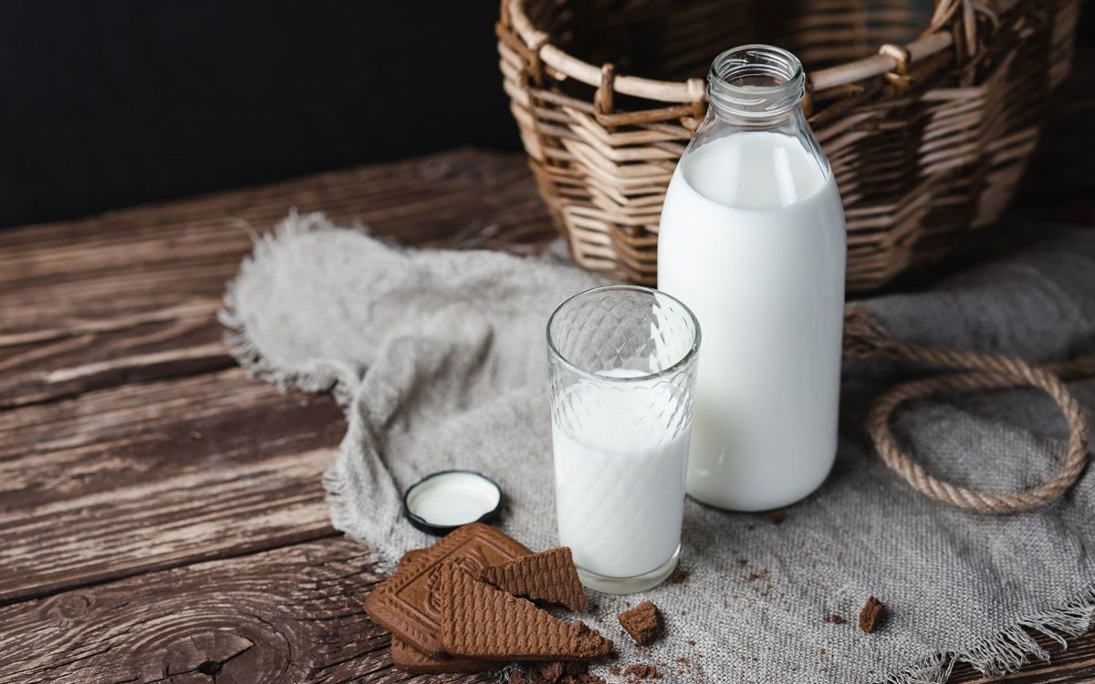 Is Organic Milk the Healthier Choice?