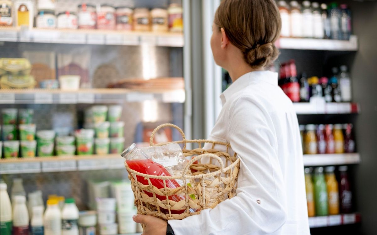 Playing It Safe: A Closer Look at Recalls and Foodborne Illnesses