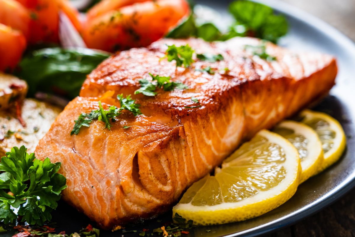 Scientifically Proven: 7 Advantages of Consuming Salmon