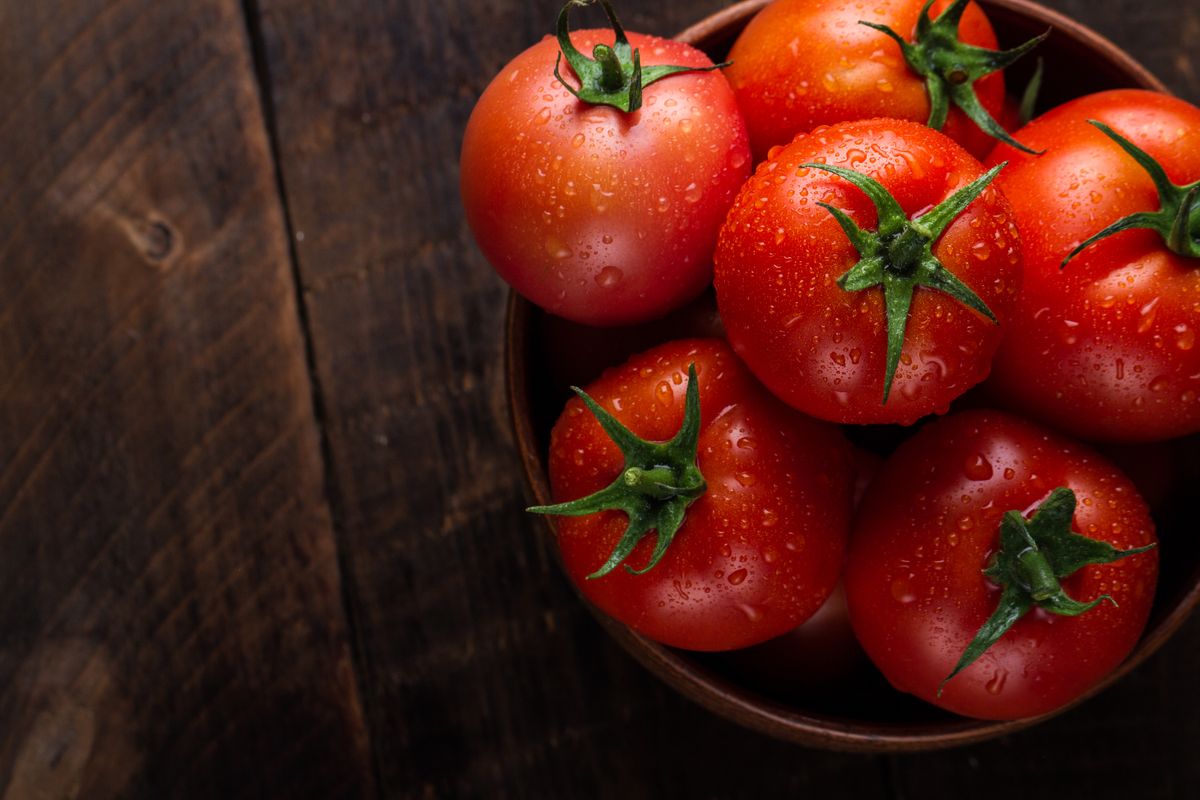 6 Validated Scientific Advantages of Including Tomatoes in Your Diet