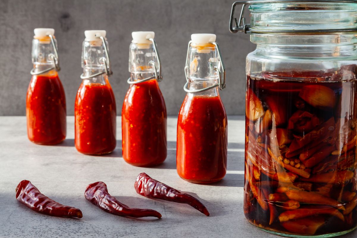 Chefs Reveal Their Top Picks: The Ultimate Ranking of the 7 Best Bottled Hot Sauces