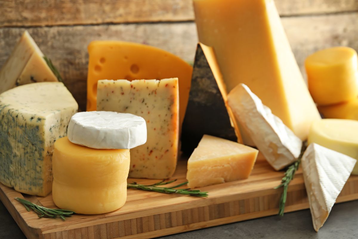 Dietitians Reveal 12 Possible Side Effects Caused by Excessive Cheese Consumption