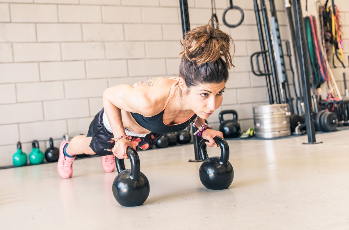 7 Effective Strength Training Exercises for Losing 10 Pounds in One Month