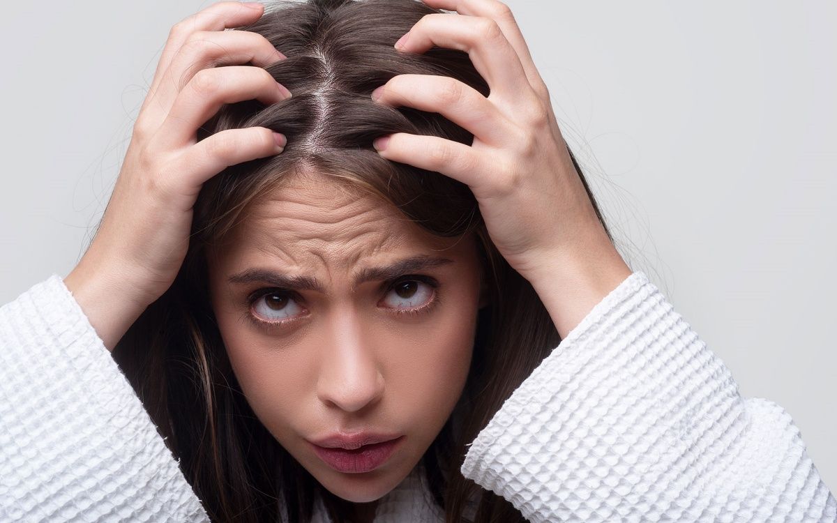 Beat Greasy Hair With 10 Easy Hacks