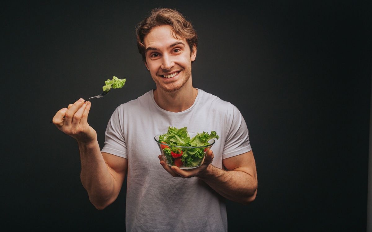 5 Essential Nutrients Men Should Prioritize