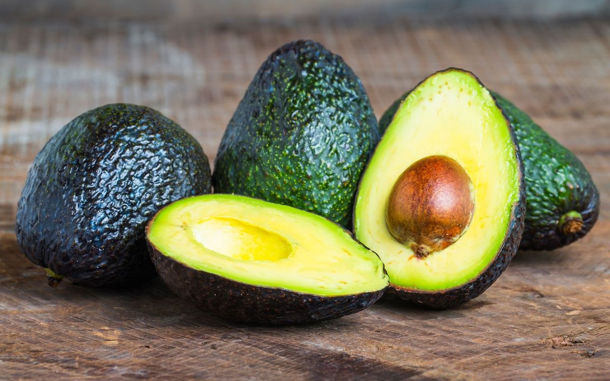 Here's How Many Calories Are in an Avocado