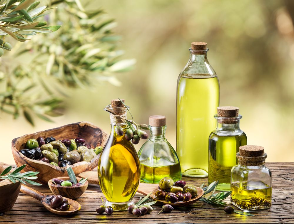 Is Consuming a Daily Shot of Olive Oil Beneficial for Weight Loss?