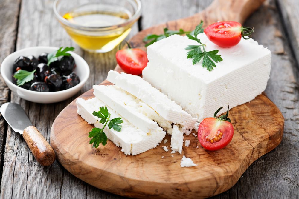 5 Healthiest Cheeses You Can Eat With High Cholesterol